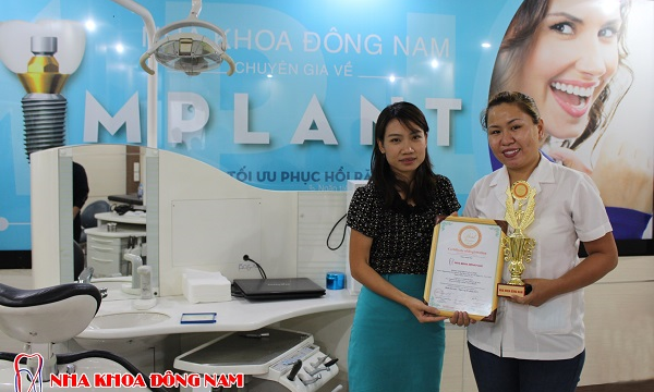 nha khoa đông nam nhận chứng nhận dịch vụ tốt nhất