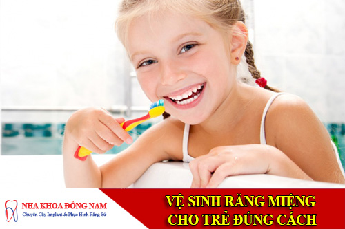 ve sinh rang mieng cho tre
