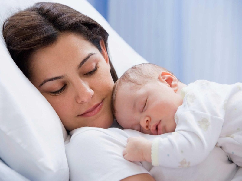 Khoảng 3 – 6 tháng sau sinh có thể bọc răng sứ