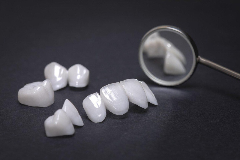 Răng sứ Zirconia