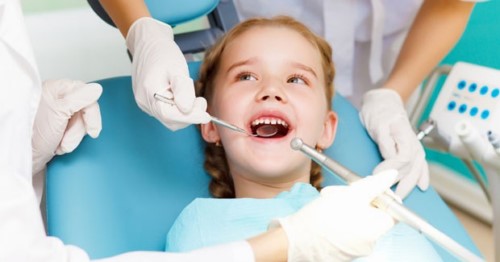 kiểm tra răng miệng định kỳ