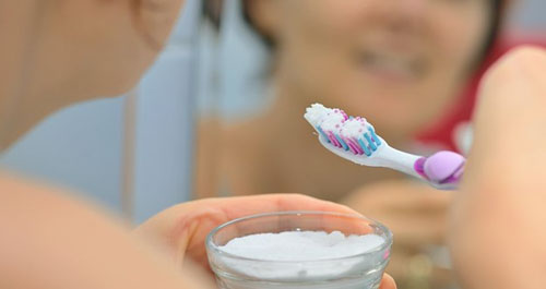 Hướng dẫn cách sử dụng bột trắng răng