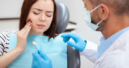 Khi nào cần gặp bác sĩ thăm khám răng khôn