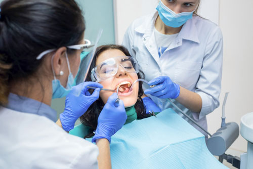 Khám răng định kỳ 3 – 6 tháng/lần