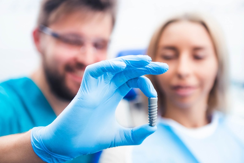 Giải mã các lầm tưởng phổ biến về trồng răng Implant