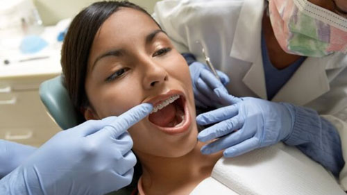 Tay nghề bác sĩ ảnh hưởng rất lớn đến kết quả niềng răng