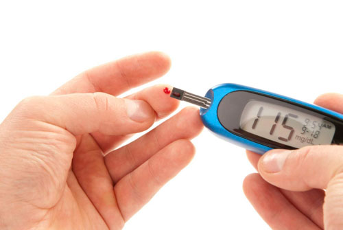 Bệnh tiểu đường là một trong những nguyên nhân làm tăng nguy cơ mắc bệnh nấm miệng