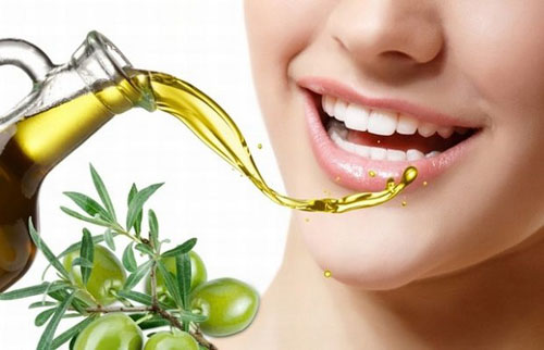 Thành phần của dầu oliu giúp loại bỏ mảng bám ố vàng trên răng