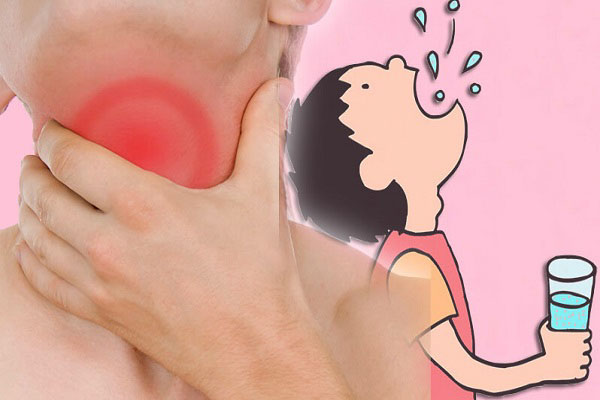 Súc họng với nước muối giúp giảm đáng kể các triệu chứng khó chịu