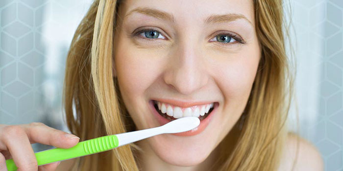 Chải răng sạch sẽ đúng cách ngăn ngừa bệnh lý phát sinh