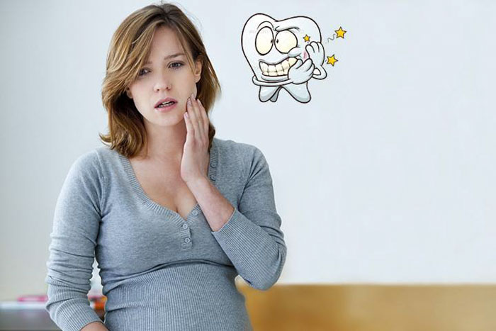 Trong giai đoạn mang thai tình trạng răng miệng sẽ nhạy cảm hơn bình thường
