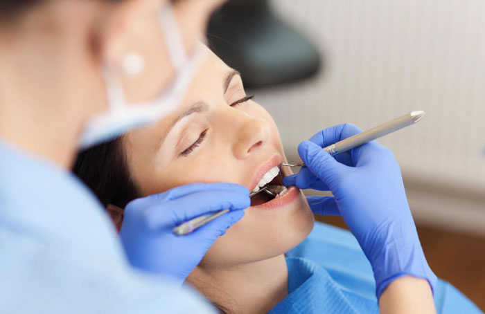 Kiểm tra răng miệng định kỳ