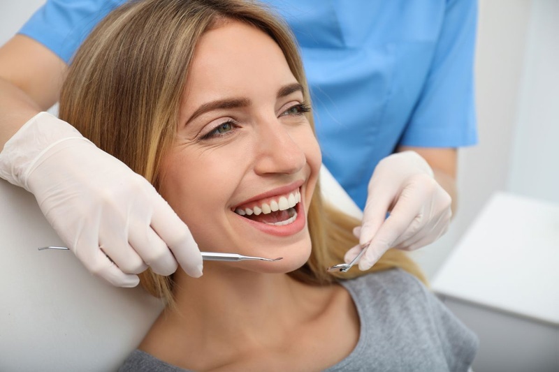 Chuẩn bị tâm lý thoải mái trước khi làm răng sứ