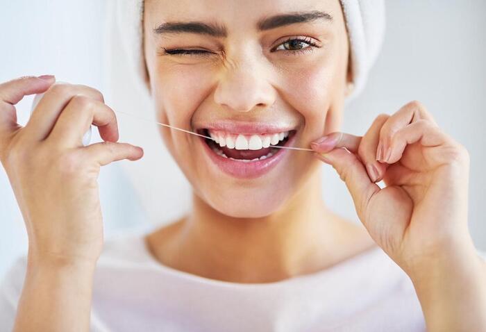 Giữ vệ sinh răng miệng hạn chế viêm khớp thái dương hàm