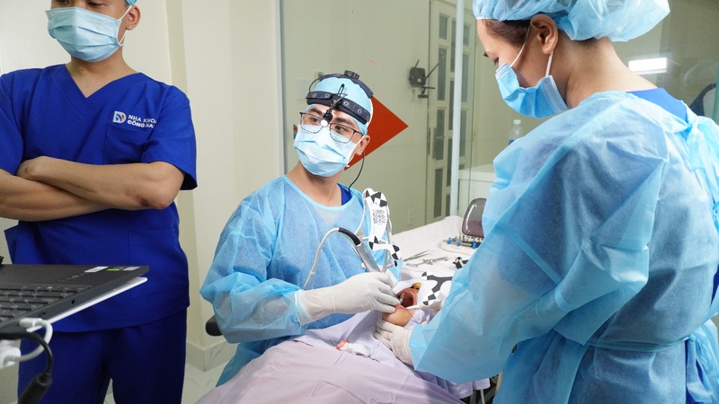 Nha khoa ứng dụng công nghệ hiện đại